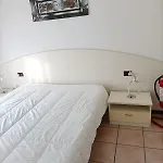 Serenity Presso Ai Salici Apartment *